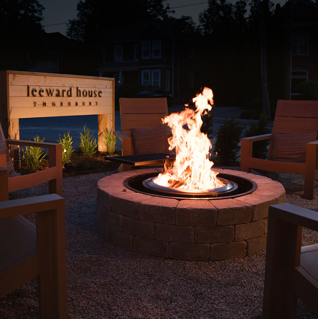 leeward-house-thornbury-ontario-boutique-hotel-refresh-fire-pit-1080